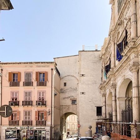 Su Meri Stampace - Luxury Apartment City Center Cagliari Eksteriør billede