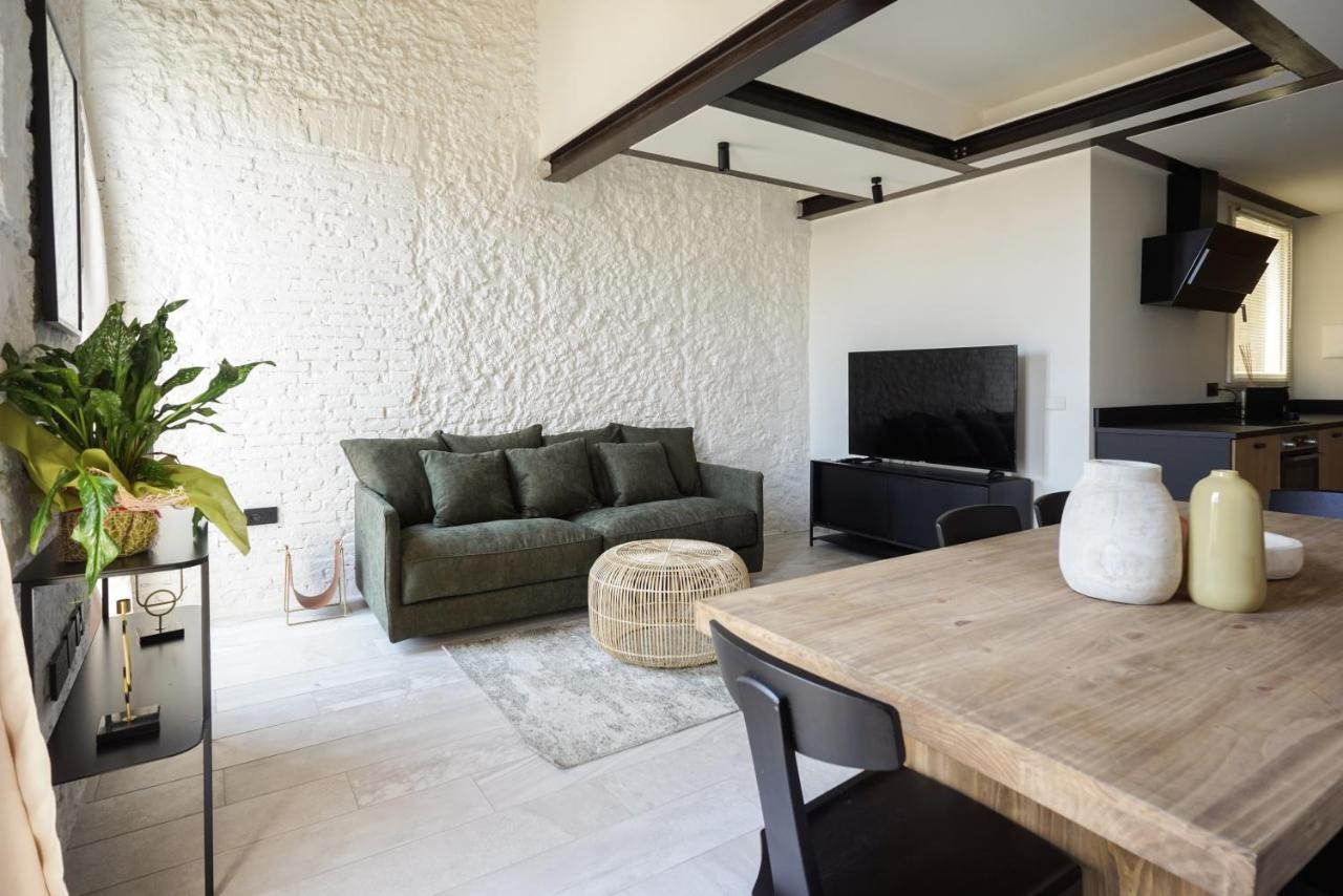 Su Meri Stampace - Luxury Apartment City Center Cagliari Eksteriør billede