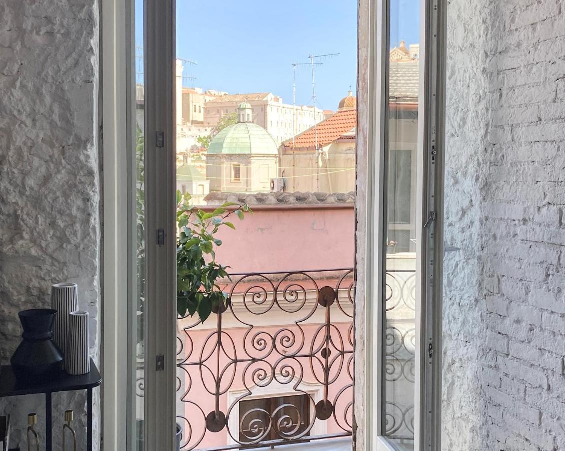 Su Meri Stampace - Luxury Apartment City Center Cagliari Eksteriør billede